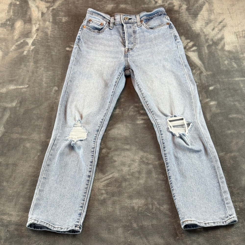 Levis Wedgie Straight Jeans Womens 26 Distressed Button Fly High Rise Light Wash